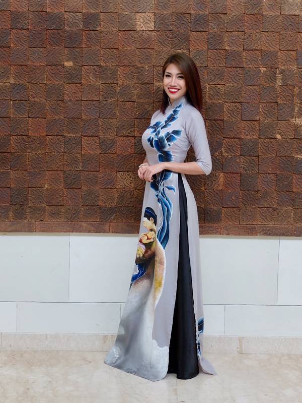 pha le dien ao dai noi bat tai lien hoan nhac truyen hinh chau a