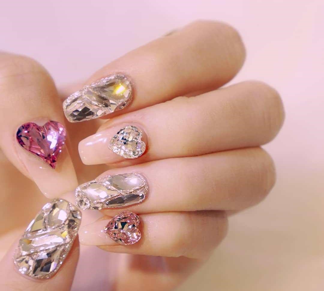 Nail xà cừ đính đá đẹp