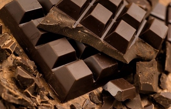Những Món Quà Vặt Ngày Tết “Rất Ngon Mà Không Sợ Béo” Cho Bạn Nhâm Nhi Cả Ngày 5 Chocolate đen
