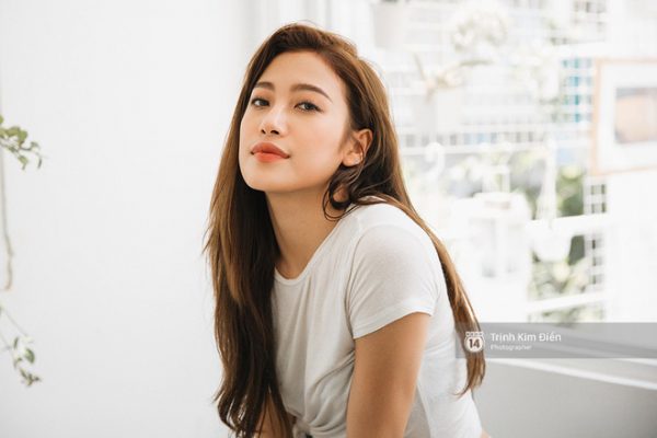 Mặc Kệ Năm Tuổi, Những Ngôi Sao Nữ Này Hứa Hẹn Vẫn Sẽ Bùng Nổ Trong 2019 7 Phan Ngân