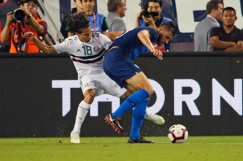 Tiền đạo Diego Lainez được giới mộ điệu kỳ vọng khá nhiều