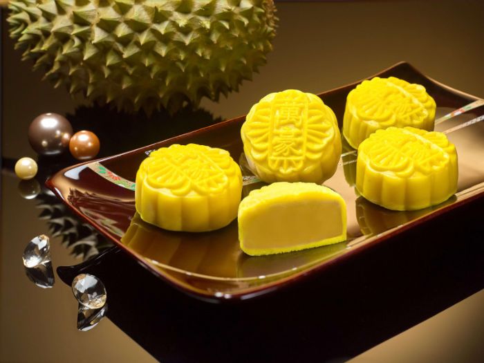 6 loại bánh trung thu vừa ngon vừa đẹp 2 6 loại bánh trung thu vừa ngon vừa đẹp - Nhân sầu riêng