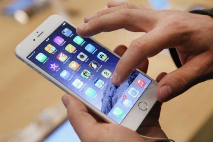 Mẹo nhỏ nên làm khi điện thoại bị loạn cảm ứng 1 Nhờ có màn hình cảm ứng mà thao tác trên thiết bị trở nên trực quan và mượt mà hơn